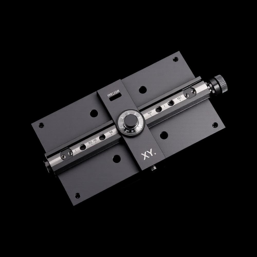 Vacuum Chuck · 4" – Porous-ceramic chuck for flat hold of 100 mm wafers.